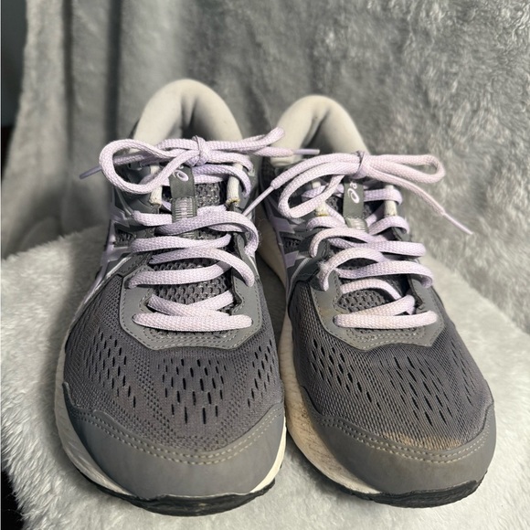 ASICS Women Gray &Pink Salt  Running Shoes - Picture 1 of 13